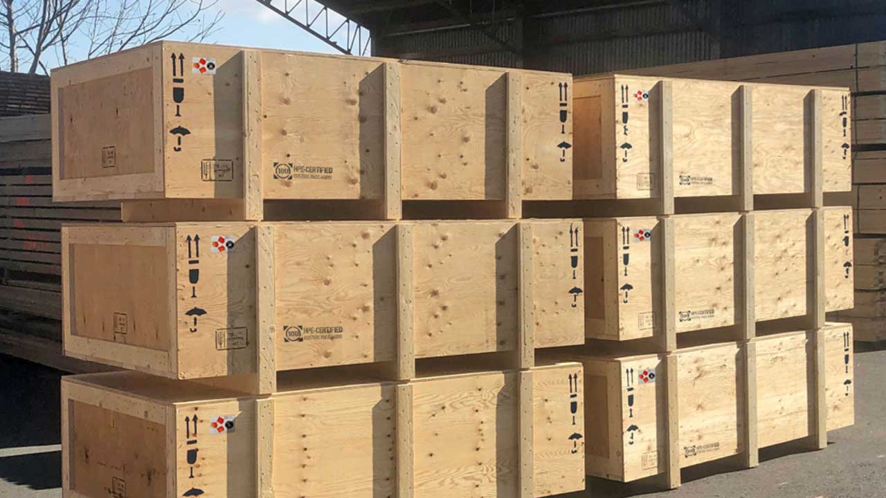 Why Industrial Packaging Is Essential for Safe Cargo Transport in Abu Dhabi